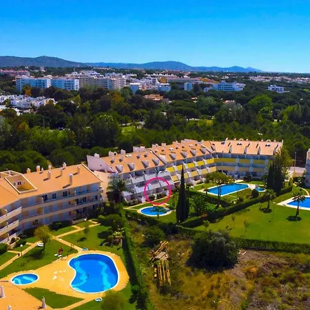 Love Peace & Vilamoura Apartamento Quarteira